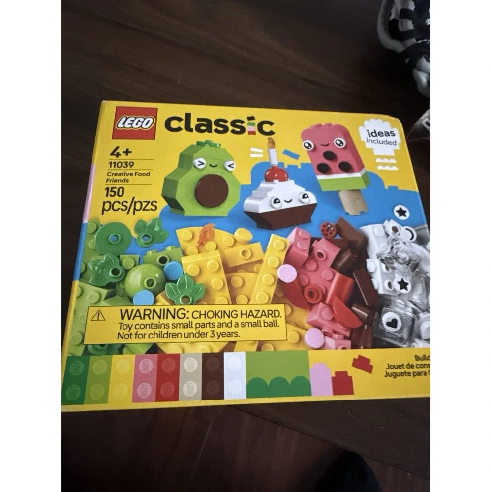 LEGO Classic Creative Food Friends Model #11039 150 Pc Building Kit Ages 4 & Up